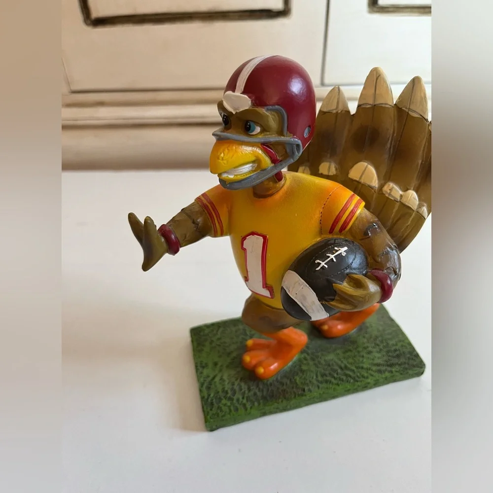 Robert Stanley Running Back Football Turkey Figurine, Thanksgiving decoration